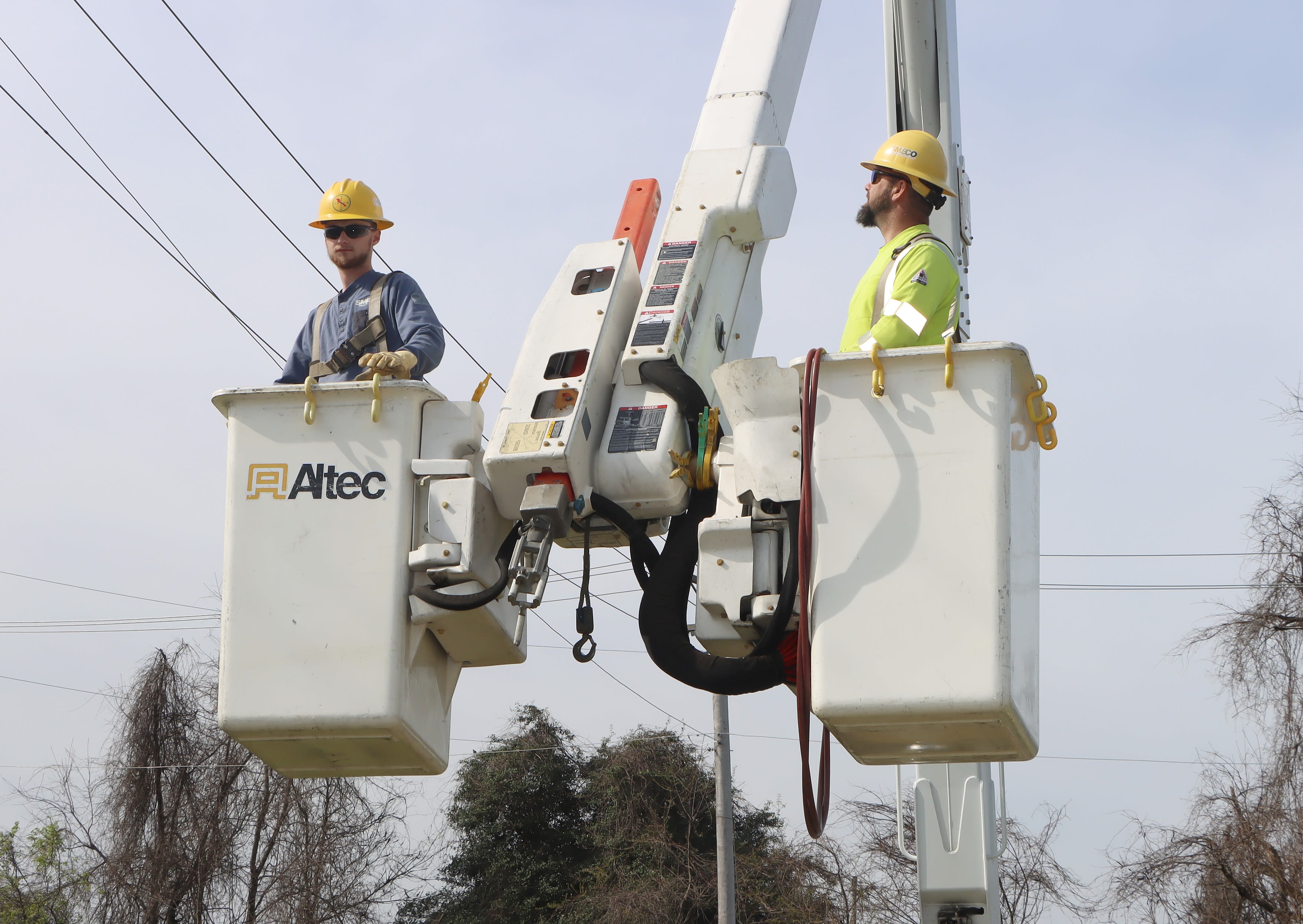 Bucket truck ride during Apprentice Field Day