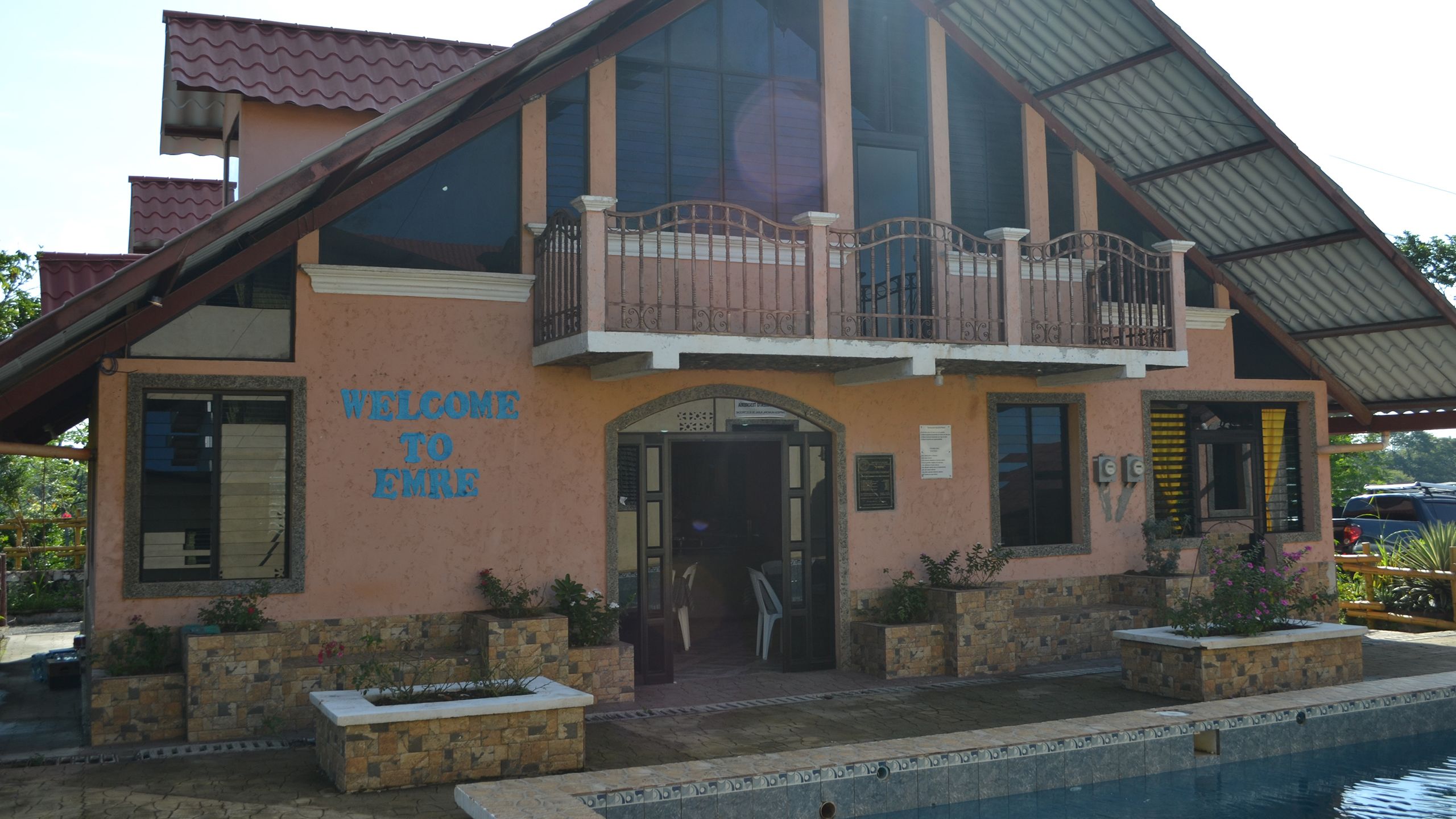 Office of Empreza Municipal Rural de Electridad in Playa Grade